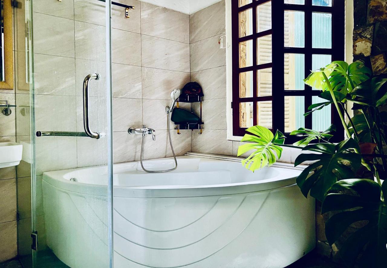 The First Ba Trieu Ha Noi Bed & Breakfast Hanoi Luaran gambar